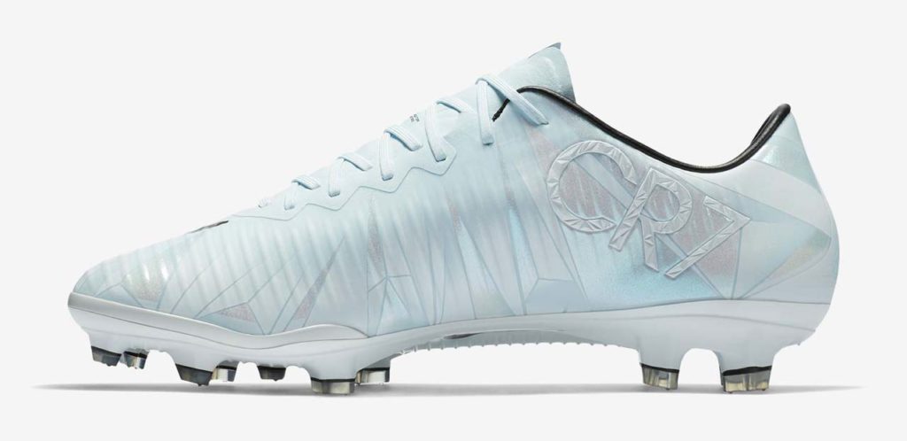 kopačky Nike Mercurial Vapor XI CR7 - kapitola 5