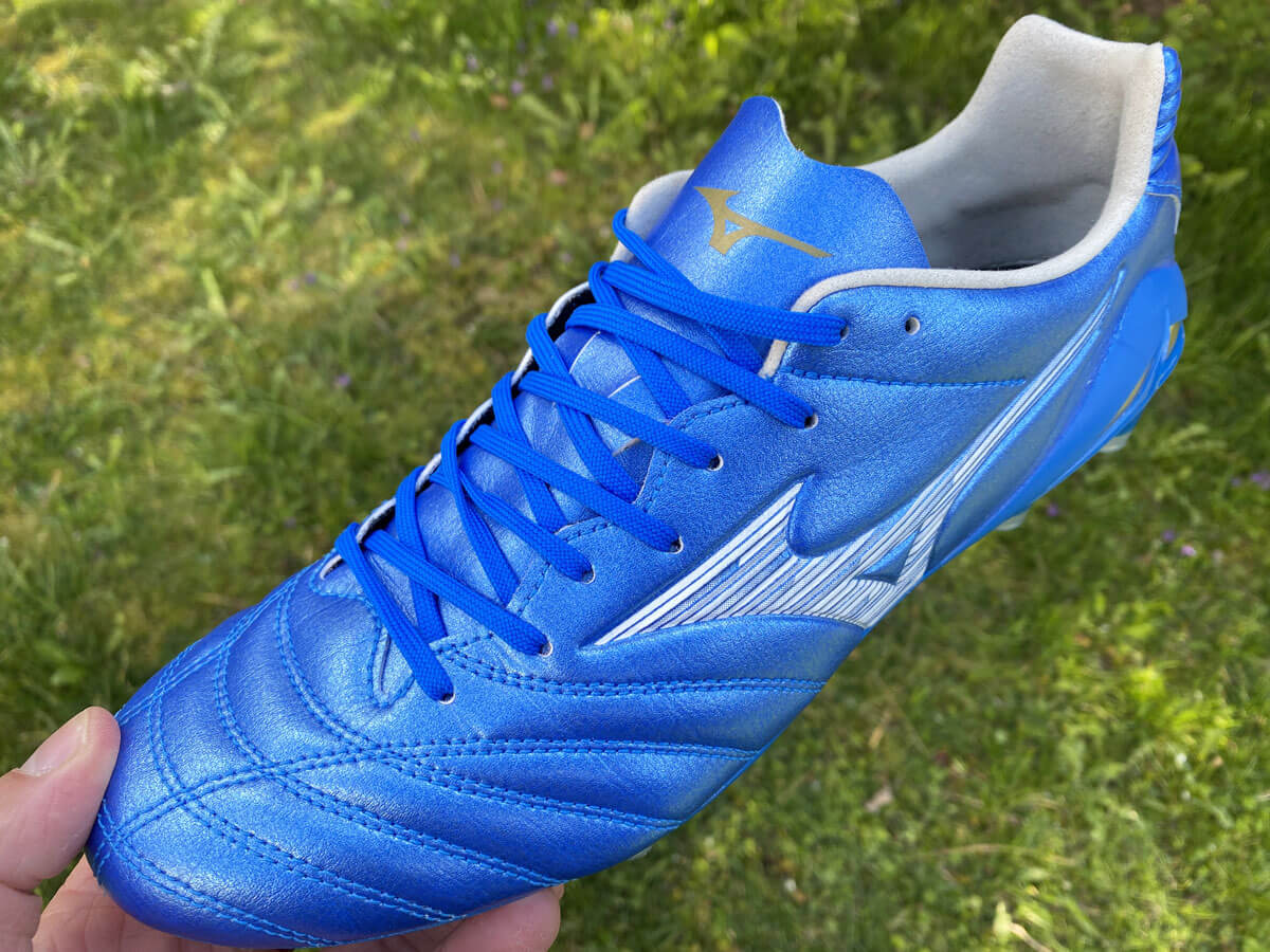 tkanicky-do-kopacek-modre-2 Modré tkaničky do kopaček Mizuno