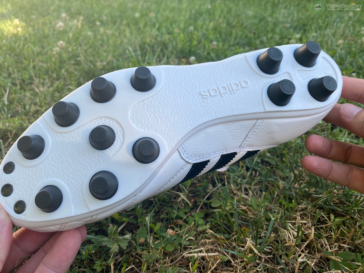 kozene-kopacky-87 kožené kopačky adidas Copa Mundial podrážka