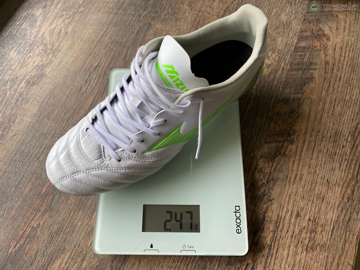 kozene-kopacky-morelia-neo-4-pro-vaha kožené kopačky Mizuno Morelia Neo 4 Pro váha