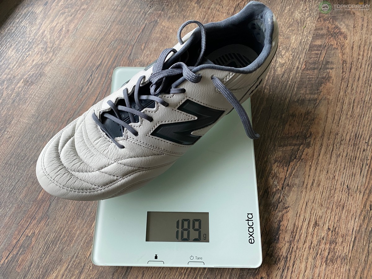 kozene-kopacky-nb-442-vaha New Balance 442 v2 Pro váha