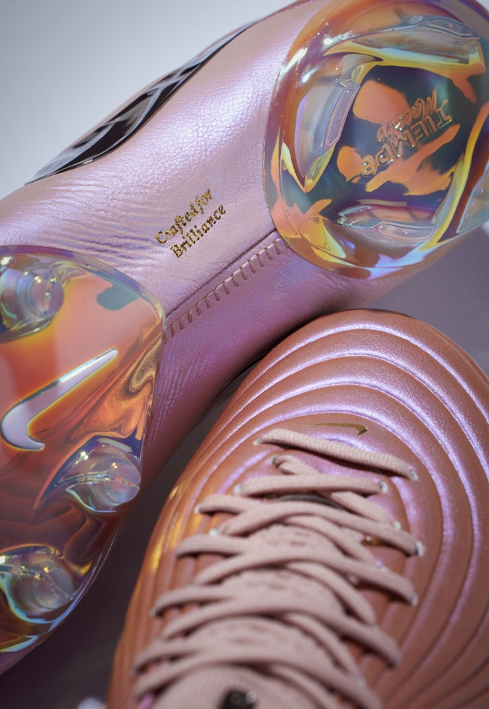 Dvoudílná podrážka kopaček